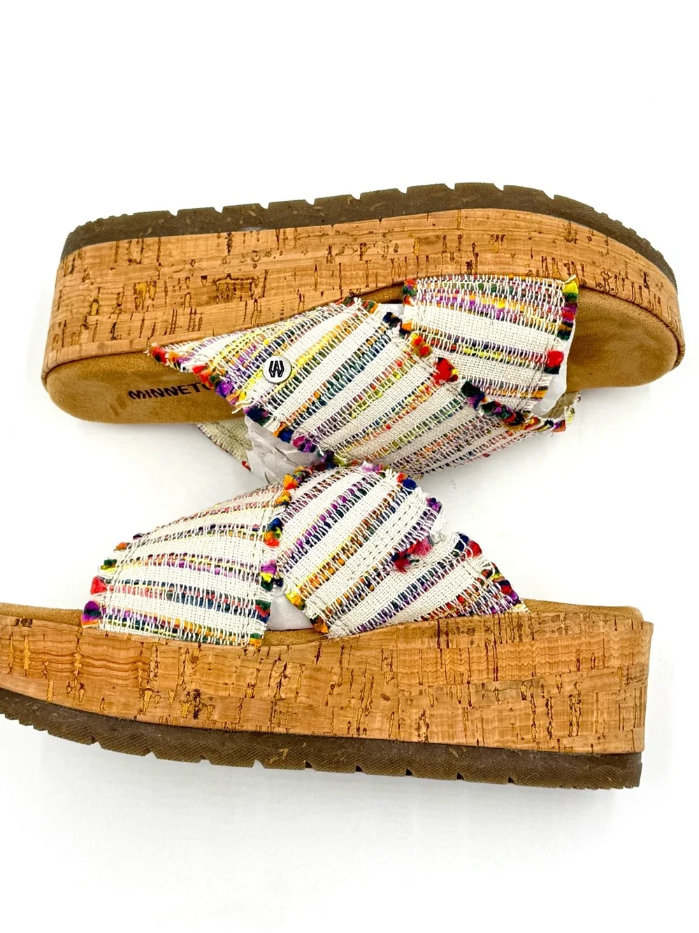 NWOT Minnetonka Posey Fiesta Stripe Wedge Sandals Size 6M